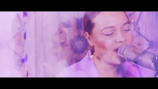 MoonBee - Elevate Me Live Session