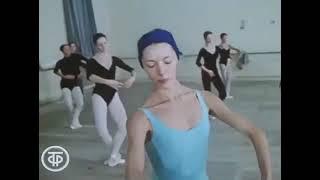 Invitación a bailar  /  Vagánova Académia y Kirov Ballet (1980).