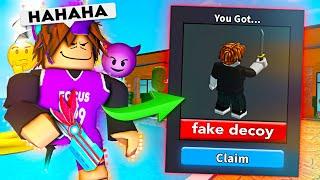 I TRICKED EVERYONE With FAKE MURDERER PERK in MM2..  (Murder Mystery 2)