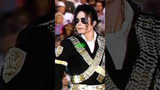 Michael Jackson FROZE at the Super Bowl 