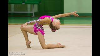 Meninė gimnastika. Izabele  Maceviciute (2007) be irankio