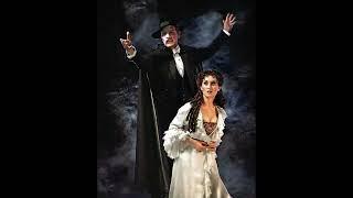 Anthony Crivello, Elizabeth Loyacano - Phantom of The Opera - Title Song - 2006