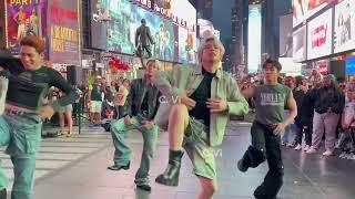 SB19 Busking New York - Time Square (Bazinga, Gento, Crimzone) P-Pop