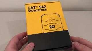 CAT S42 Android smartphone unboxing