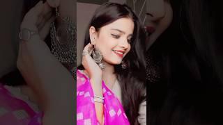 nazrey jhuki thi aur unke#ytshorts #viral #shortsvideo #shortsfeed #sheetalsharma_bindigirl