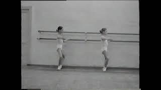 Vaganova Ballet (1991-1992) - grade 1/5 (two exams in one video)