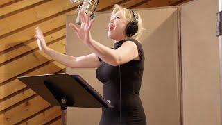 SMASH on Broadway Sneak Preview – "Let Me Be Your Star (Opening Version)" Sung by Robyn Hurder