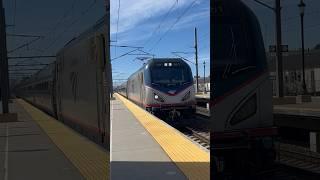 Amtrak NER arrives at Kingston Station