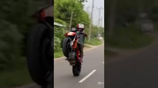 ️ #motohub #bmws1000rr #ktm1290