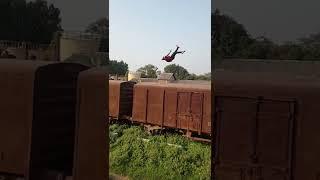 Pakistani best parkour | zishan pakrour |#parkour #pakistan #backflip #flip #backfliptiktok #public