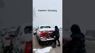 Heavy snowfall in Kashmir Gulmarg