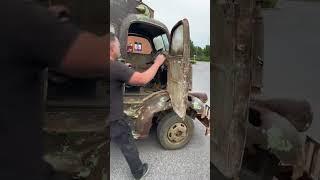 #spooky #creepy #abandoned truck!#shorts