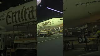 dubai airport umair aur Marwa ghom raha han #shortvideo #airport #dubaiairport #viralvideos #nature