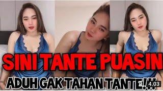 TANTE Lagi Sendirian Di Kamar