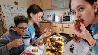 SHE BAKED DELICIOUS COOKIES FOR MY AFTERNOON COFFEE