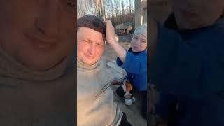Времяпровождение с Пашкой  Строительство домика