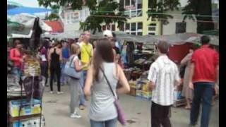 Flashmob в Кагуле "We will rock you"