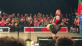 Eddie Hall - Attempt to lift 230 kg log press @ Europe Strongest Man 2018