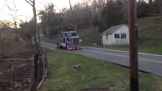 Kenworth w900b cummins powered on the jake brake