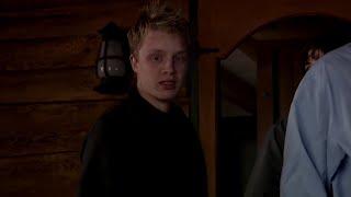 Noel Fisher en RED (2008) Parte 5 (Sub. Español)