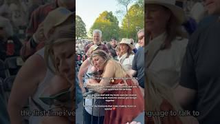 DASHA SPEAKS WITH A DEAF FAN USING SIGN LANGUAGE ️ #countrymusic #asl #fortnash