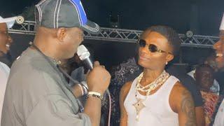 See What Wizkid did as he Storm K1 de Ultimate New Year Fest 4 Edition All white party