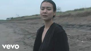 Mitski - Geyser (Official Video)