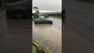 Nissan 350z struggles to leave meet  #carfest #ferraridiecast #supercar #redferrari #2jz #nissan