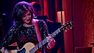 Amy Grant - Singing a Love Song