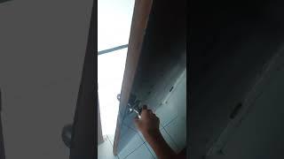 How to Close the door