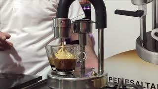 Kamira - Espresso Doppio sul fornello a Gas