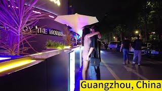 Chinese girls nightlife in Guangzhou, China. hanging out, nigh club. street style. Street fashion.