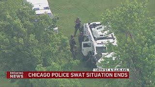 SWAT situation at Far South Side apartment complex ends with 3 in custody