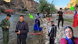 The destruction of Zahra's hut by the forest officer; Zahra's relocation and a difficult challenge
