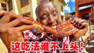 太炸裂了！一顿狂炫6根羊腿，保镖自己都上头了，满嘴流油真馋人