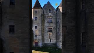   Château de Salignac - Dordogne  #france  #nouvelleaquitaine  #chateaux