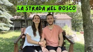 La giovane coppia che vive nel bosco