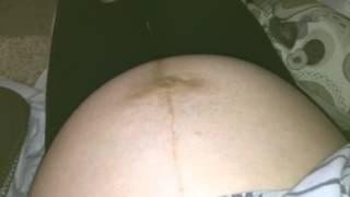 Crazy baby movement in 33 weeks with the music