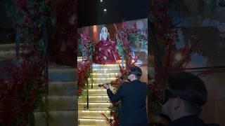 Entrada da Yasmin na Festa de Debutante tema baile de máscaras  #festa15anos