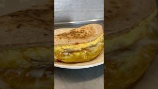 Omelette funghi e formaggio