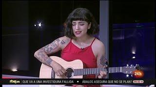 Mon Laferte - Funeral (En Vivo) | La Hora Cultural