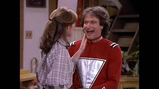 Mork & Mindy - Random scenes from Season 1