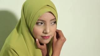 #12 Tutorial Jilbab Segi Empat by Hijabeer Diamond Italiano