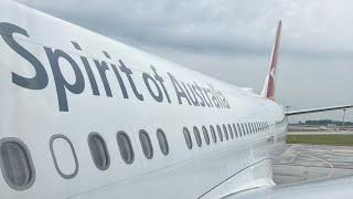 In Economy with Qantas in the Airbus A330-200 | Singapore - Perth  ️