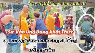 Quá Bất Ngờ Cho Dù Có Người Theo Dõi Bốn Sư Vẫn Đi Gieo Duyên Cho Bà Con Phật Tử