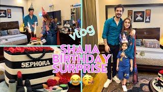 Main Nay Aur Ezzah Nay Dia Shajia Ko Birthday Surprise  | Suprise Fail Honay Wala Tha| 