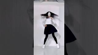 Everybody dance now #gonnamakeyousweat #everybody #dance #now #trending #reels #youtubeshorts