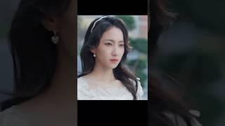 She was betrayed by her fiancé at the wedding. #lovestory #shortdrama #dramaclips