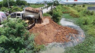 The Best.! MITSUBISHI Dozer With Dump Trucks 5T By filling Flooded land Next to the road.