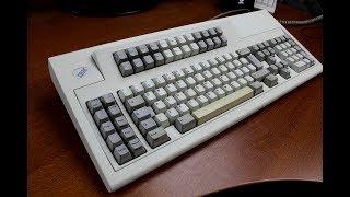 IBM Model M122 "battlecruiser" keyboard review (buckling springs)